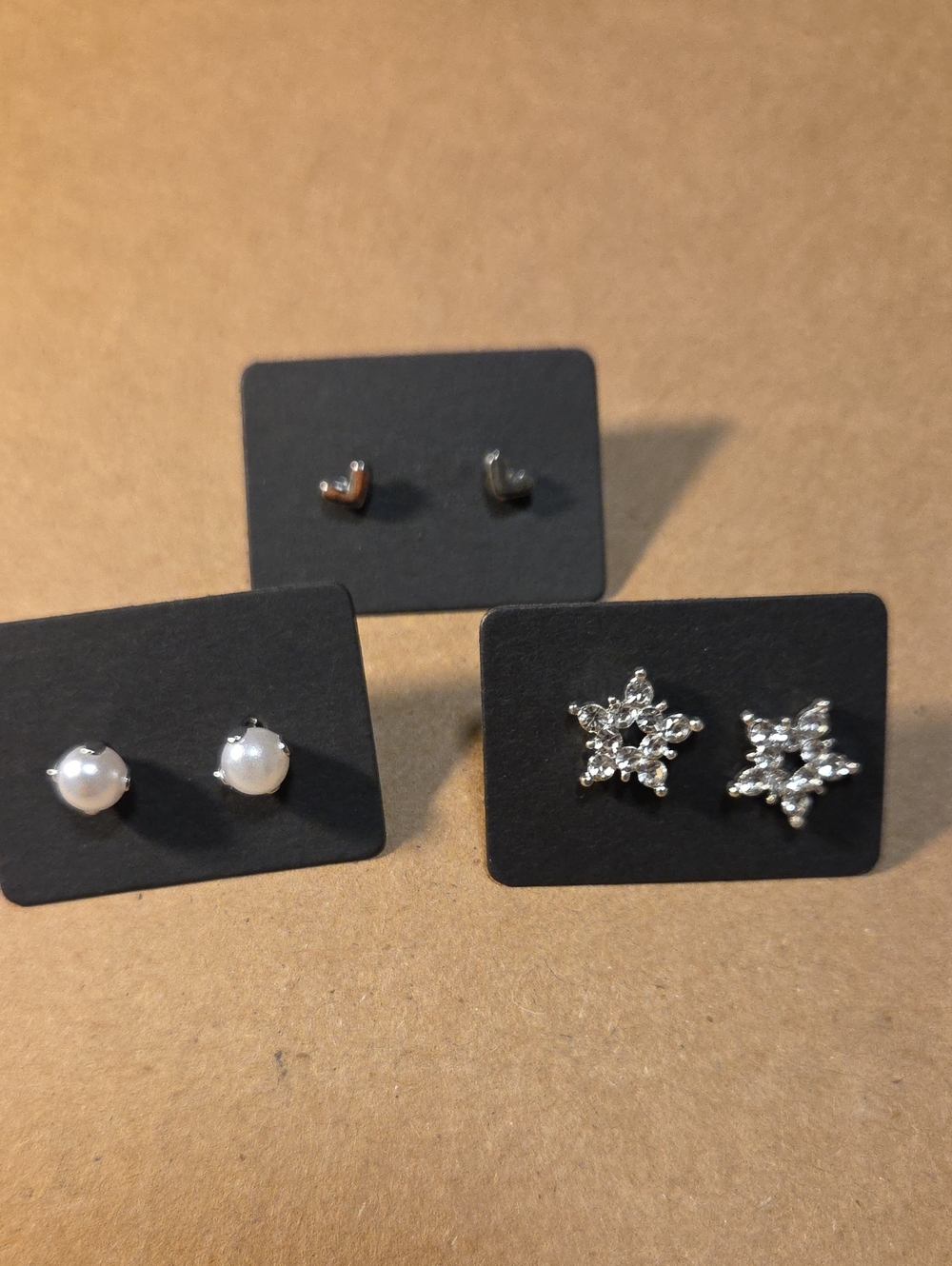 Silver Crystal Star Stud Earrings - White/Silver